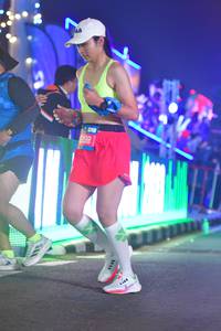 BIB: 698
                            <button type="button" onclick="openModal(21576584)" class="btn btn-primary btn-sm float-right btn-popup" data-toggle="modal" data-target=".modal-high-quality">
                        <i class="fas fa-shopping-cart"></i> Add to Cart
                    </button>
                                            <button type="button" onclick="isThisMe(21576584, true)" class="btn btn-success btn-sm float-right btn-popup btn-isme hidden" data-toggle="tooltip" data-placement="bottom" title="นี่คือรูปของคุณใช่ไหม คลิกที่นี่เพื่อเอาเข้าอัลบั้ม">
                        <i class="fas fa-plus"></i> Add to album
                    </button>
                    <button type="button" onclick="isThisMe(21576584, false)" class="btn btn-warning btn-sm float-right btn-popup btn-isnotme hidden">
                        <i class="fas fa-ban"></i> Remove from album
                    </button>